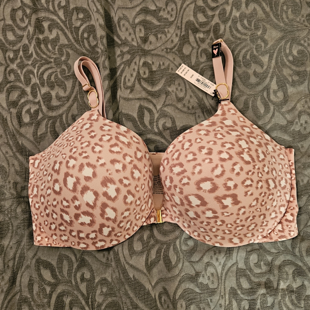 NWT Victoria's Secret Leopard Print Pink Bra Push-up 38DD
